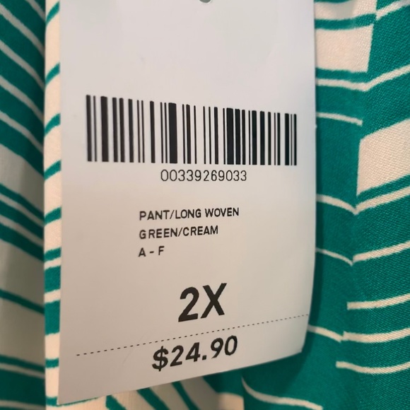 Forever 21 Plus Palm Green Lounge Pants - Picture 2 of 6